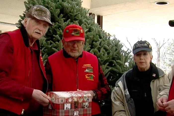 The News Project - A Tree & Gold Coins at the Veteran's Home